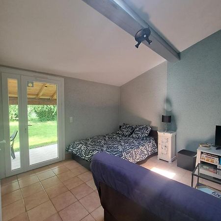 Studio Avec Jardin A 5 Min Du Parc Walibi Roquefort  Exterior photo